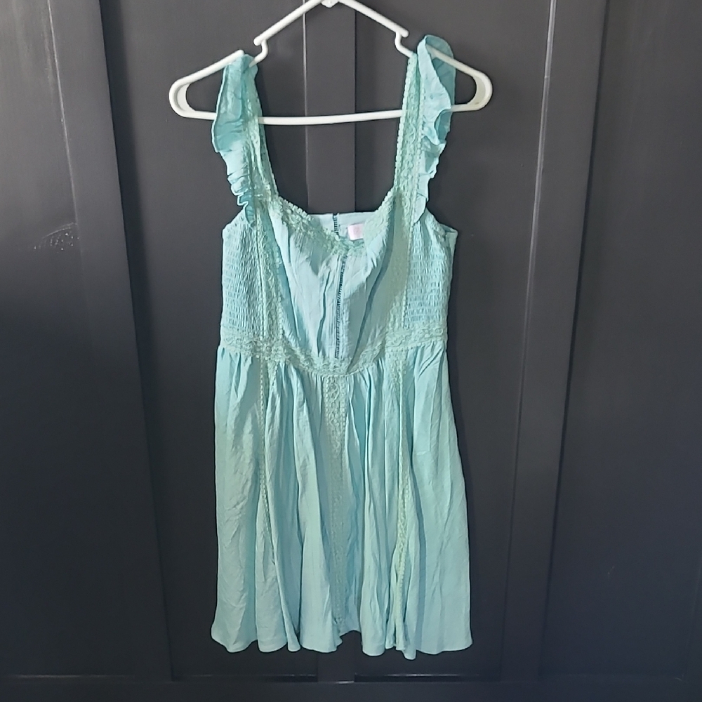 Pink Lily Lace Trimmed Seafoam Dress
